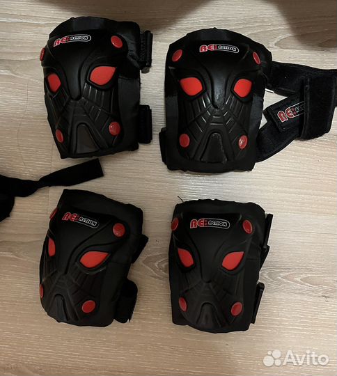 Велосипедный шлем + защита на руки и колени