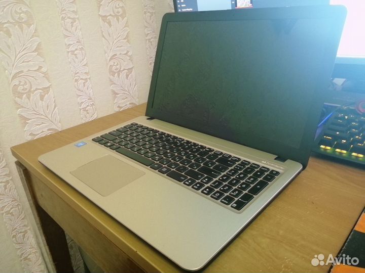 Ноутбук Asus X540SA