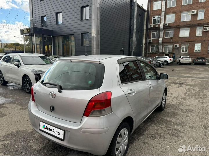 Toyota Vitz 1.3 CVT, 2010, 145 000 км