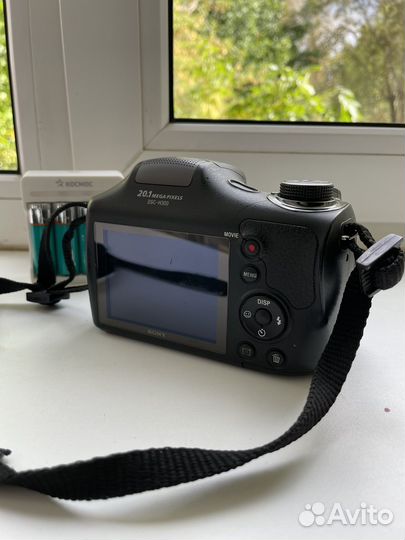 Фотоаппарат Sony DSC-H300