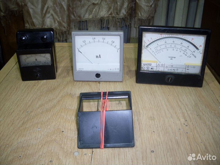 Стрелочные индикаторы