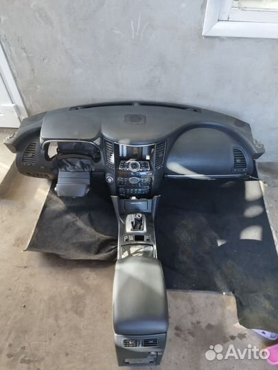 Салон Инфинити фх 37