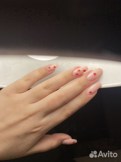 Маникюр и наращивание ногтей