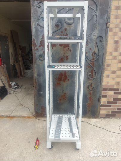 Серверная стойка 19