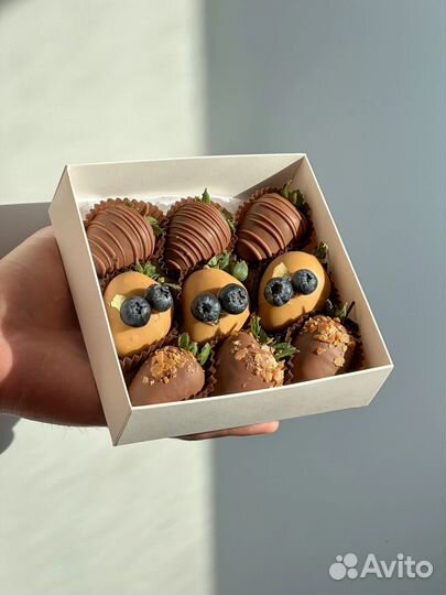 Клубнике в бельгийском шоколаде в подарочной короб