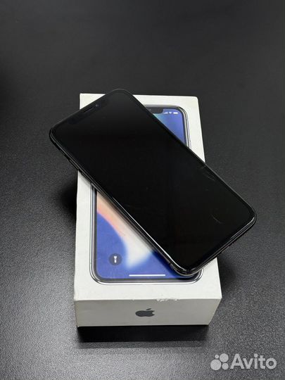 iPhone X, 64 ГБ