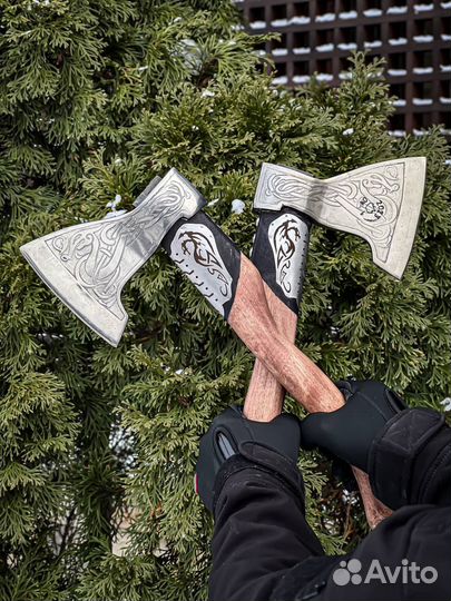 Топор кованный