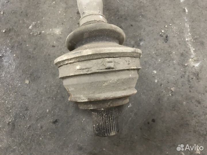 Полуось (привод) задний (Audi A6)