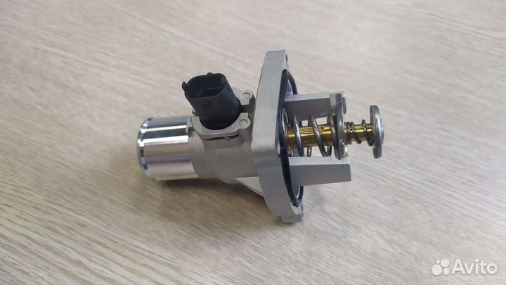 Термостат Opel Chevrolet