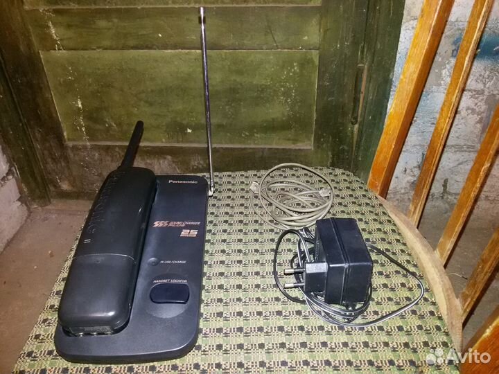 Радиотелефон Panasonic и телефон Русь с аон
