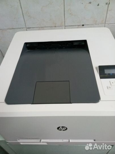 Цветной лазерный принтер HP M252n