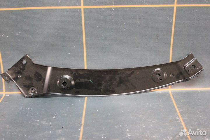 Volkswagen Tiguan - Раскос крыла