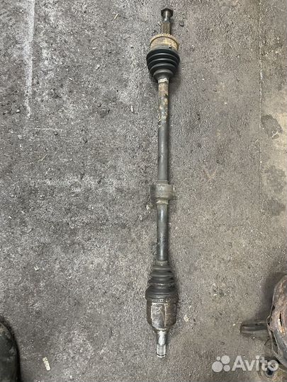 Привод правый Nissan Primera P12 02г. 1.8 QG18