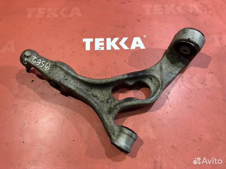 Рычаг передний правый Фольксваген Туарег touareg