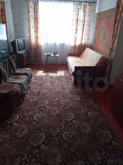 3-к. квартира, 57 м², 1/2 эт.
