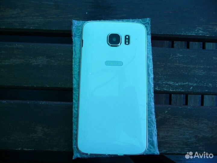 Телефон Samsung S6
