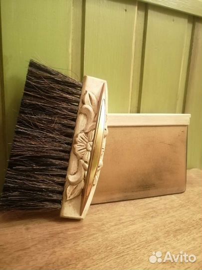 Совочек и щетка для крошек