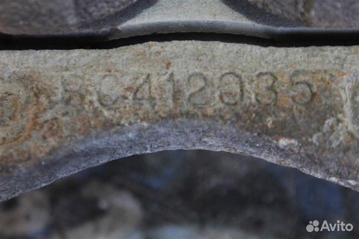 Суппорт передний правый Ссаненг Кайрон