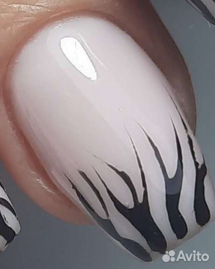 Маникюр, педикюр, Подолог