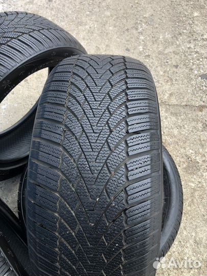 Roadmarch Winter XPro 888 225/50 R17