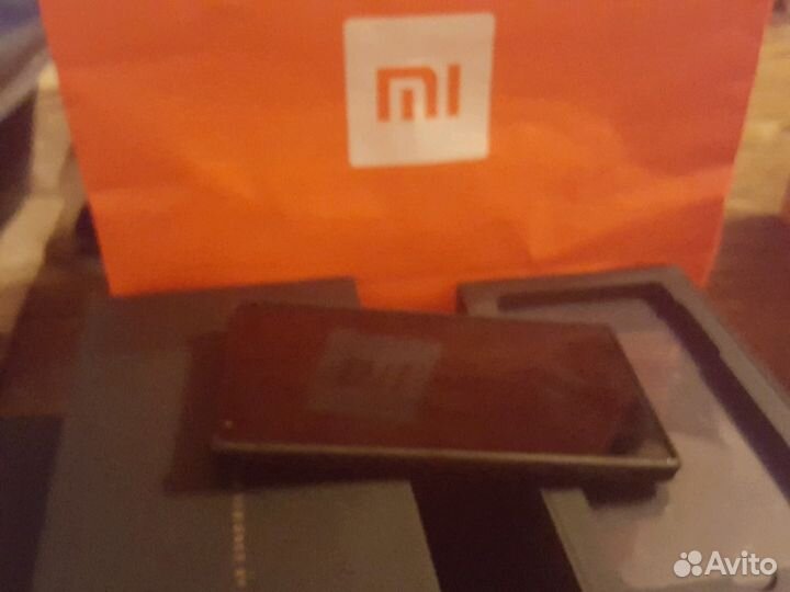 Xiaomi Mi Mix, 6/256 ГБ