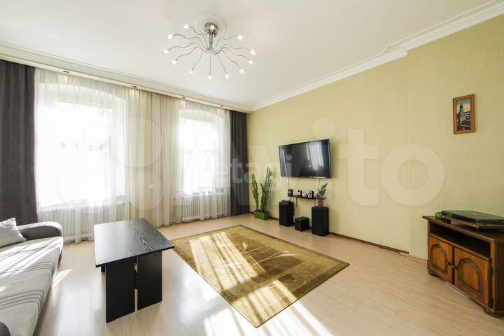 2-к. квартира, 55,4 м², 1/3 эт.