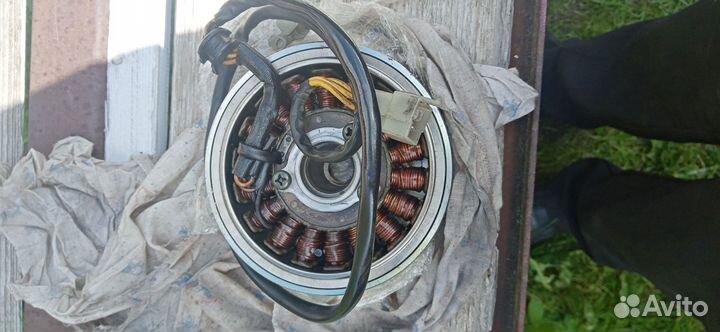 Запчасти Сузуки красноголовый