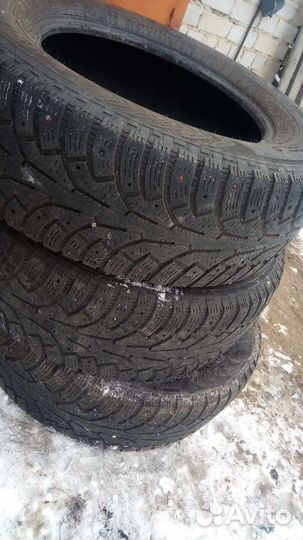 Nokian Tyres Hakkapeliitta 5 235/65 R17