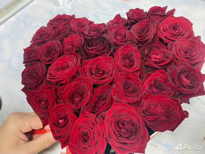 Цветы букет роз 80 см 25 шт