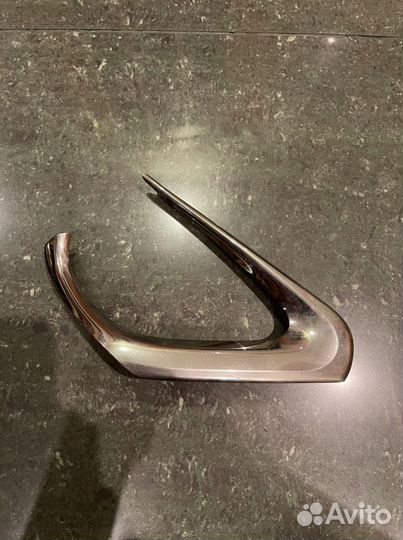 Хром Toyota Camry 55