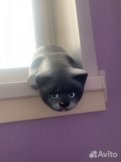 Фарфоровые статуэтки кошки