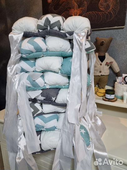 Бортики подушки в детскую кроватку