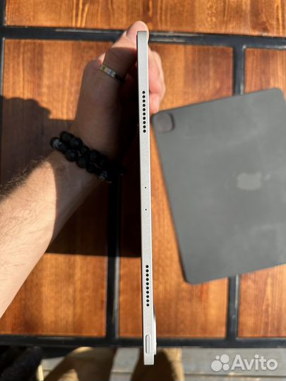 iPad pro 12 9 2022 m2