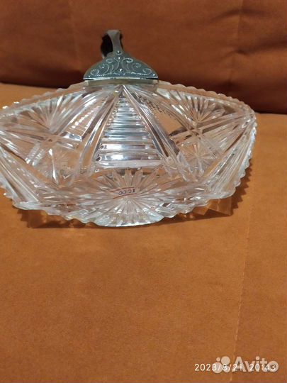 Хрустальная конфетница СССР с ручкой мельхиор
