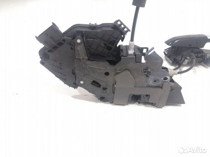 Замок двери передней правой Land Rover 2 рест