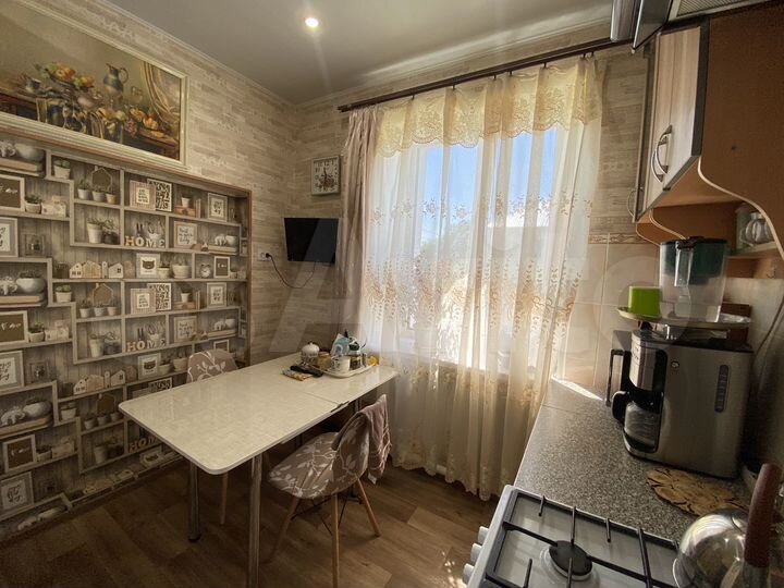 2-к. квартира, 59,4 м², 1/2 эт.