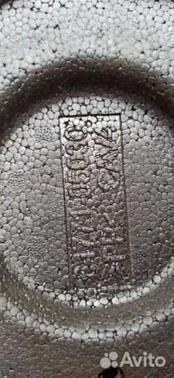 Колпак запасного колеса тойота Авенсис 2