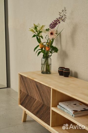 Тумба под тв Fusion 200х55х40 см из массива дерева