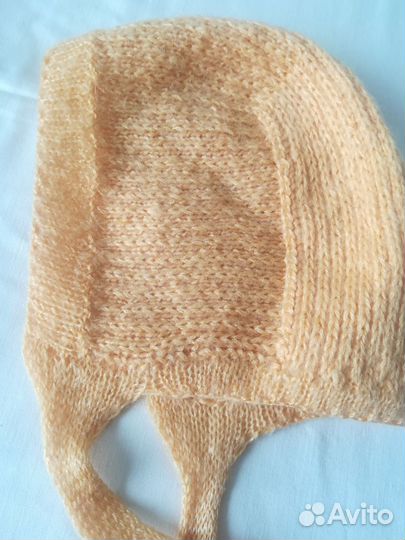 Чепчик ручной вязки