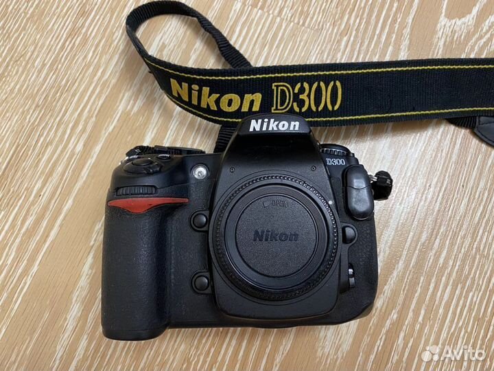 Nikon D300