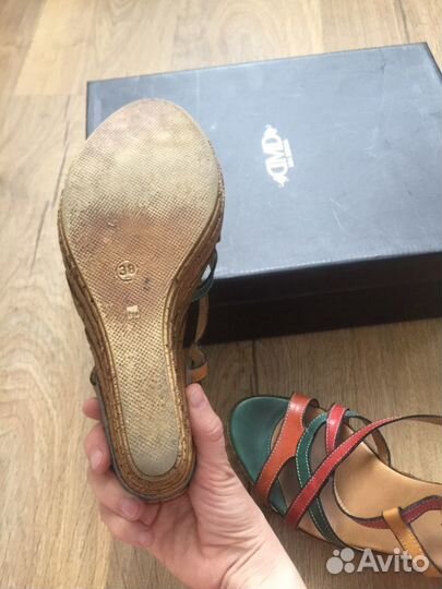 Босоножки 38 р Италия