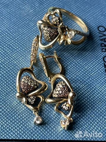 Золотые серьги и кольцо Roberto Bravo