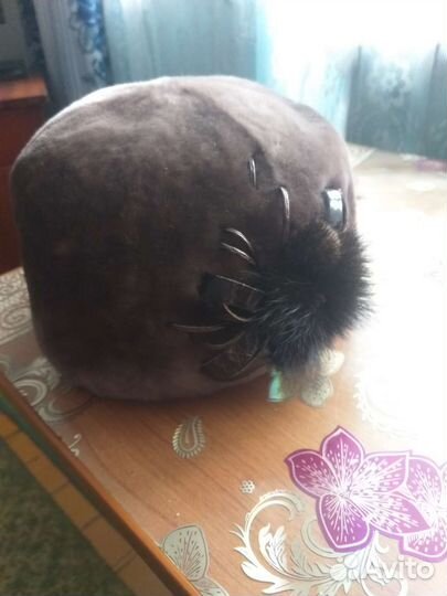 Новый женский мутоновый берет