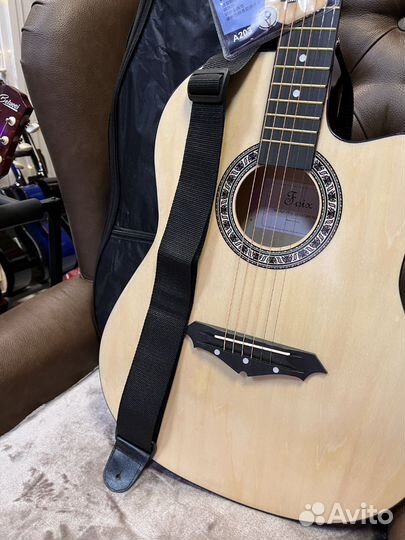 Гитара акустическая Foix с набором аксессуаров