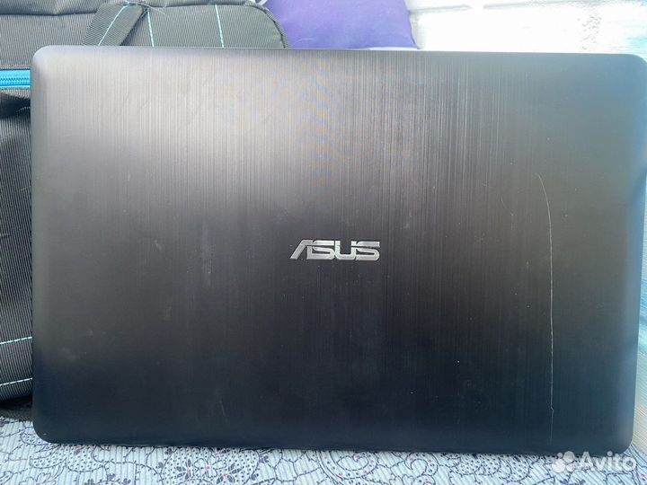 Ноутбук asus