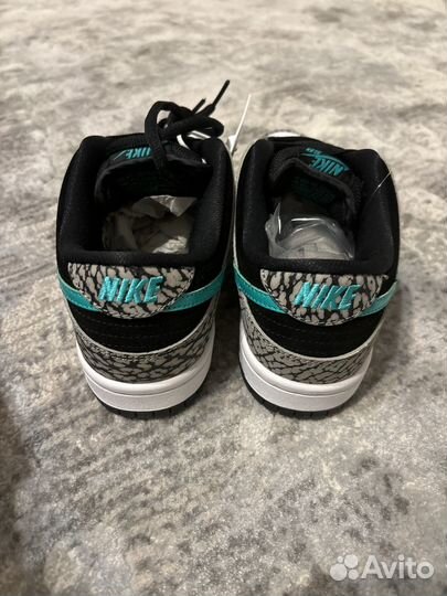 Кроссовки женские 37 размер