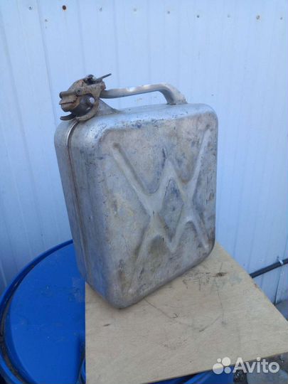 Канистра алюминиевая 20 л