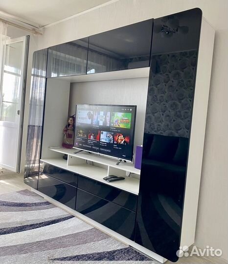 Стенка в гостиную