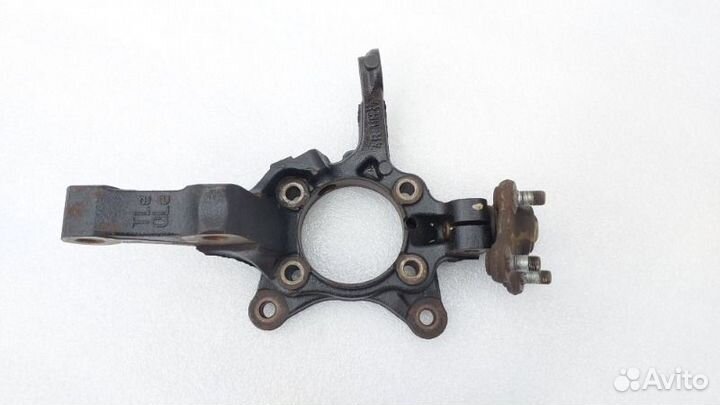 Кулак поворотный передний правый Hyundai Tucson TL