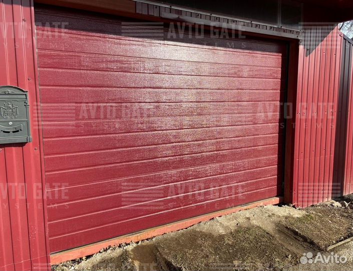 Секционные ворота